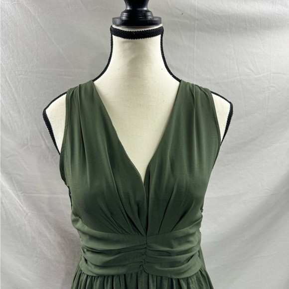 Boho V-Neck Pleated Waist Dress Army Green - Picture 7 of 9